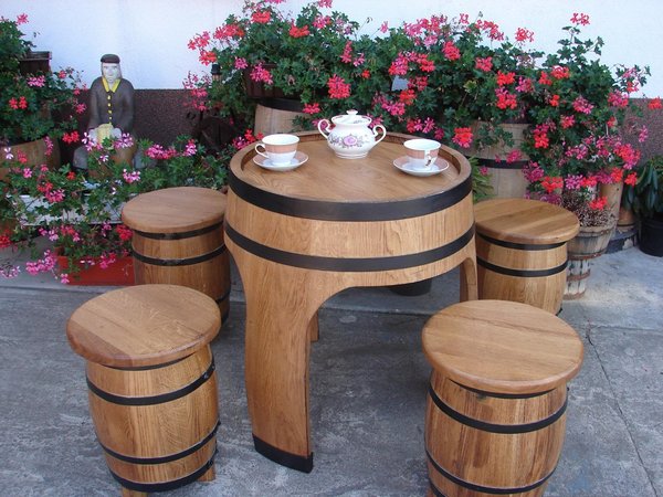Barmöbel Set Holztisch aus Eichen Weinfass + 4 Barhocker
